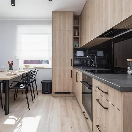 Cztery Pory Roku By Renters * Kolobrzeg