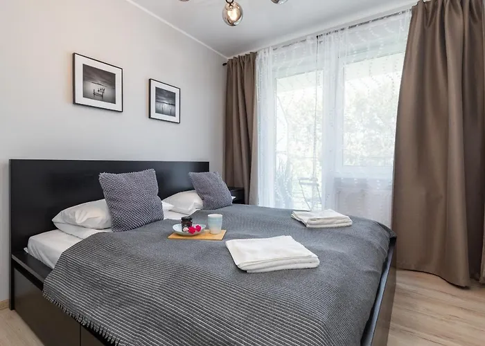 Cztery Pory Roku By Renters Apartment *